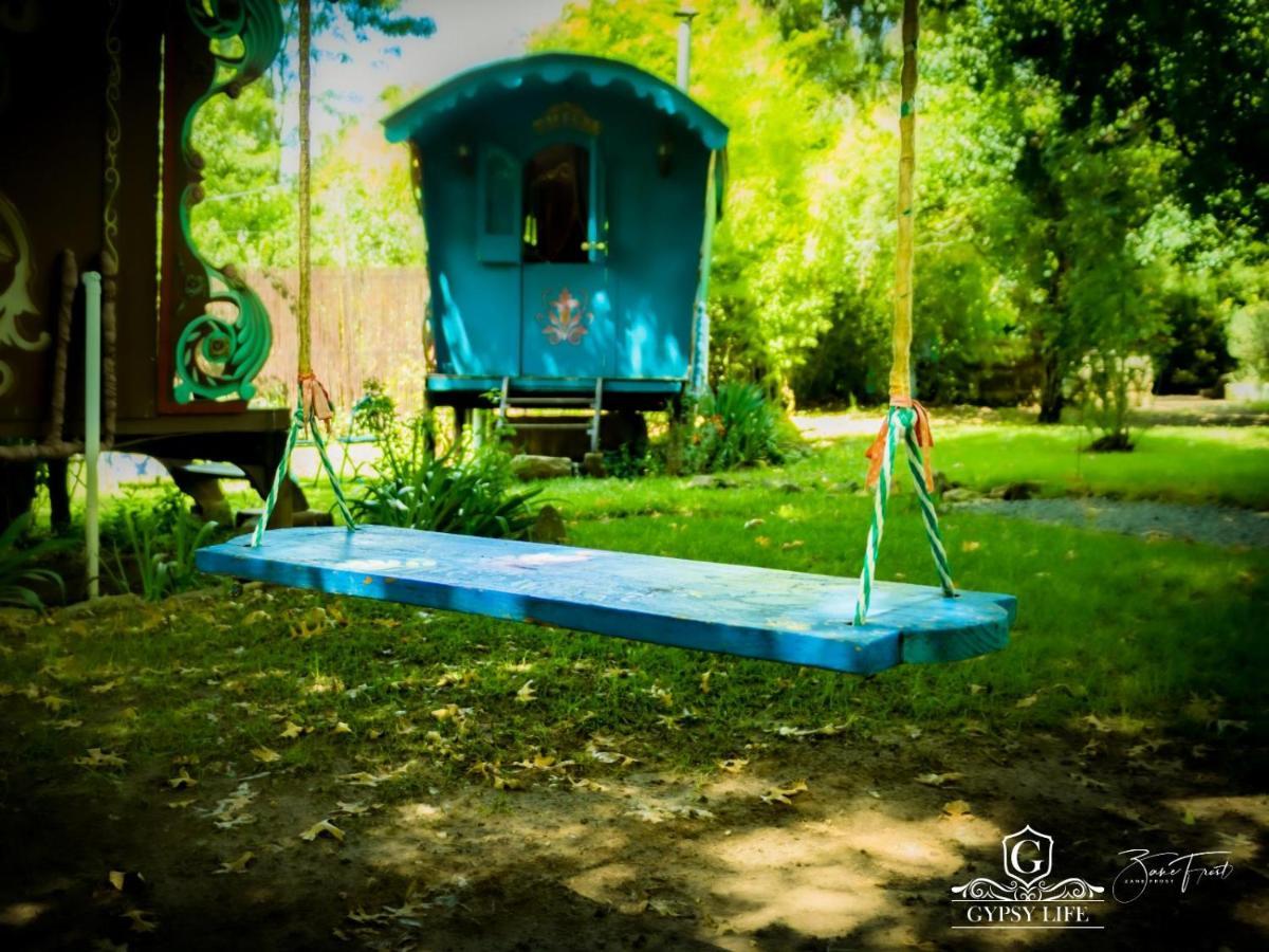 Gypsy Wagons And Vans, Clarens Eksteriør bilde